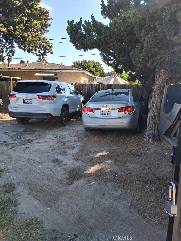 270 E Heath Lane, Long Beach, California 90805 home-pic-26